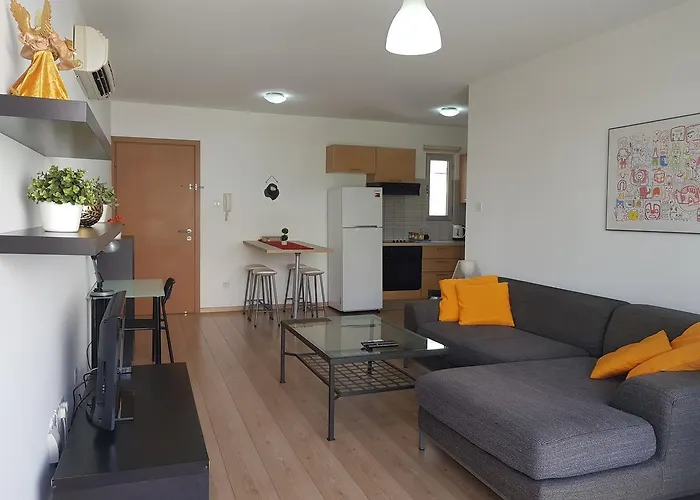 Achillion Gardens, Near Unic By 'flats Nicosia' Διαμέρισμα