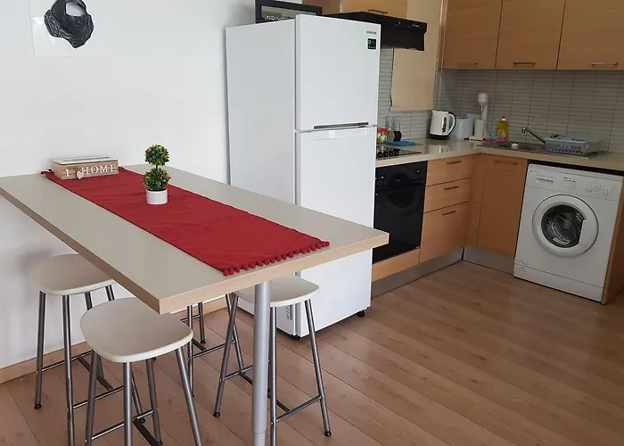 Achillion Gardens, Near Unic By 'flats Nicosia' Διαμέρισμα *